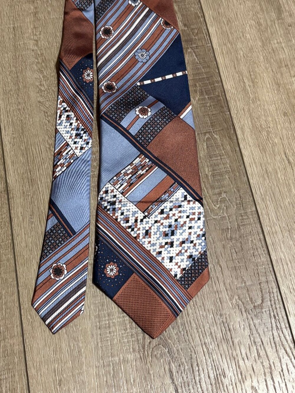 John Weitz Lord & Taylor Tie